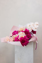 Load image into Gallery viewer, BELLA ROSA Amalfi Floral Design