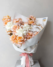 Load image into Gallery viewer, RIOMAGGIORE Amalfi Floral Design