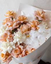 Load image into Gallery viewer, RIOMAGGIORE Amalfi Floral Design