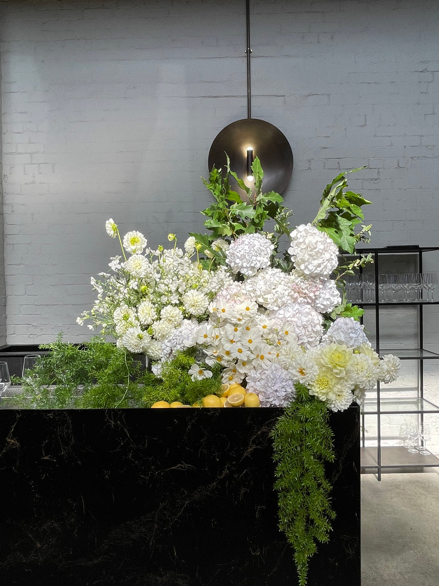 CUSTOM LARGE BAR FLORAL FEATURE – Amalfi Floral Design