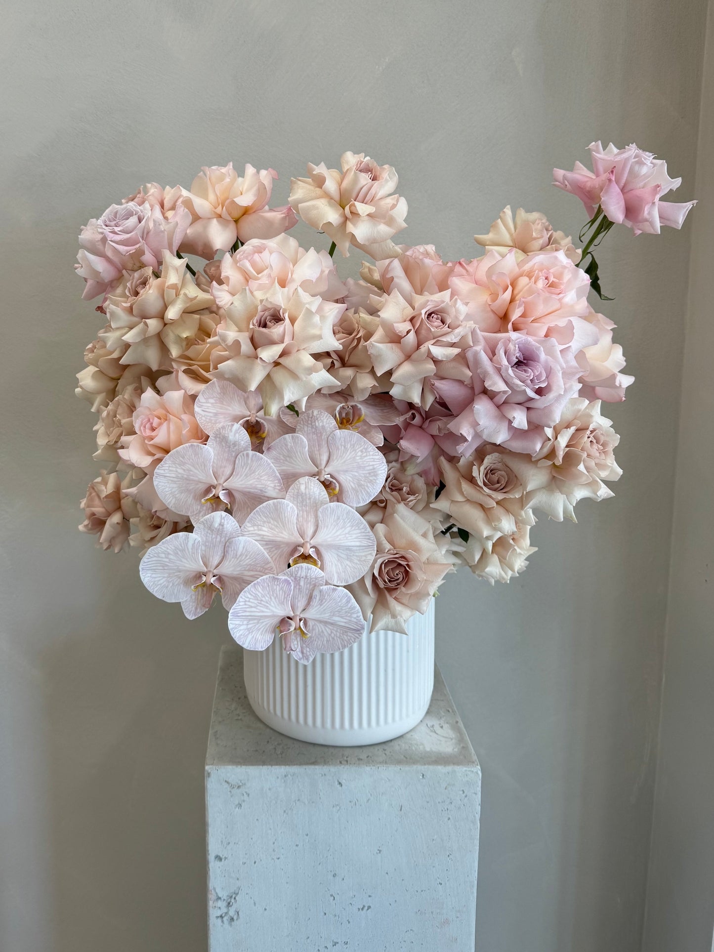 CUSTOM SUPER CERAMIC POT Amalfi Floral Design